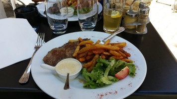 Les Amis food