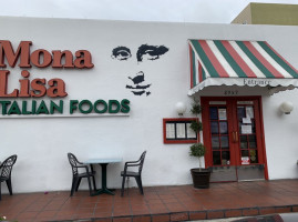 Mona Lisa Italian Foods inside