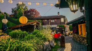 La Lanterne et le Vieux-Chalet food