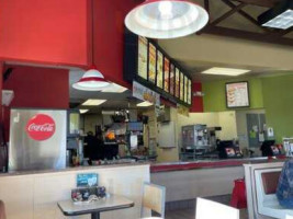 Del Taco inside