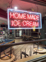 Marble Slab Creamery inside