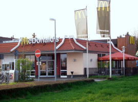 Mcdonald's outside