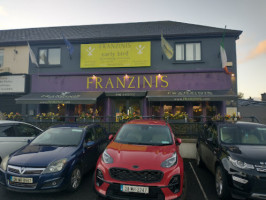 Franzini O'briens outside