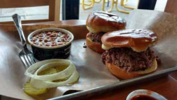 Dickey's Barbecue Pit food