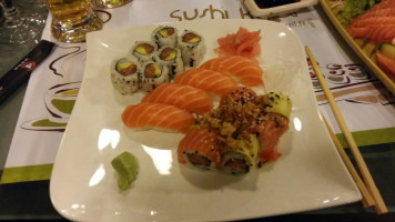 Sushi kyo food