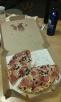 Pizza Hut food