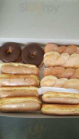 Crispy's Donuts food