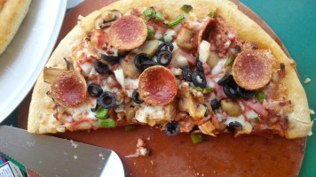 Pizza Hut food