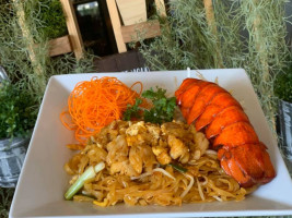 Kiin Thai Eatery food