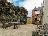 The New Inn Tholthorpe inside