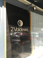 2valdeses outside