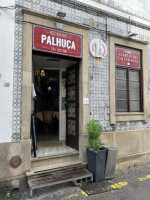 Palhuca outside