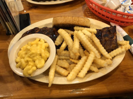 Scruby's Bbq food