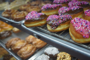 Pam's Donuts Ice Cream (mv) food