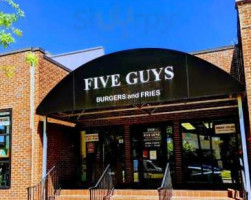 Five Guys food