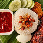 Zarra Nasi Lemak Kukus food