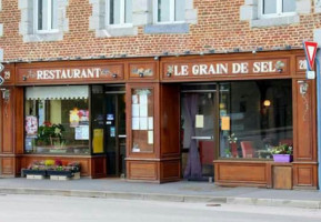 Le Grain De Sel outside