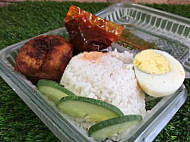 Nasi Kukus Ayam Dara Dataran (nkadd) inside