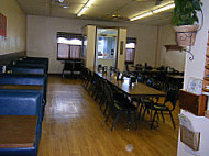 Pc's Cedar Creek Cafe inside