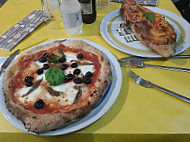 Pizzeria Da Michael food