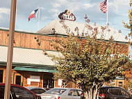 Texas Roadhouse outside