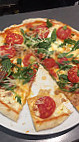 Pizzeria Dosmildotze food