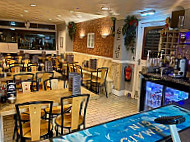 Paramount Cafe Shanklin inside