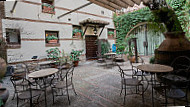 Hosteria Del Estudiante Parador De Alcala De Henares inside