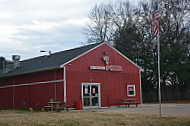 Firehouse Quick Stop Pizza outside