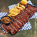 Famous Dave's B-que food