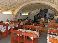 Trattoria Zia Forica inside