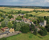 The Red Lion outside