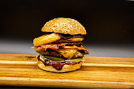 82 West Burgers food