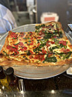 Fratelli's Pizza And Cafe food