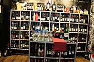 Quesos Y Vinos Sabor Alegre food