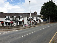 Wellington Inn outside