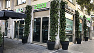 Dolce Green outside