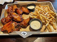 Buffalo Wild Wings Bowling Green food