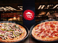 Pizza Hut Adabor food