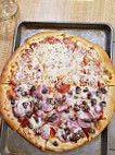 Paparazzi Pizza food