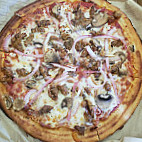 Mod Pizza food