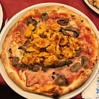 Pizzeria Pontevecchio food