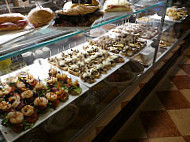 Pasticceria Caravatti food