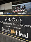 Anitas Deli Grocery outside