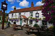 The Castle Arms Inn inside