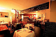 Cafe Des Amis food