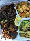 Dakari Soul Food food