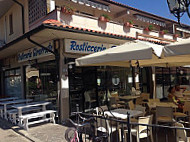 Rosticceria Pizzeria Millevoglie inside