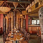 Trader Vic's - Emeryville inside