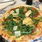 Pizzeria Jolanda food